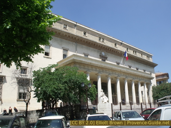 Photo licence CC BY 2.0 pid:969 Le Palais de Justice sur Place de Verdun à Aix-en-Provence